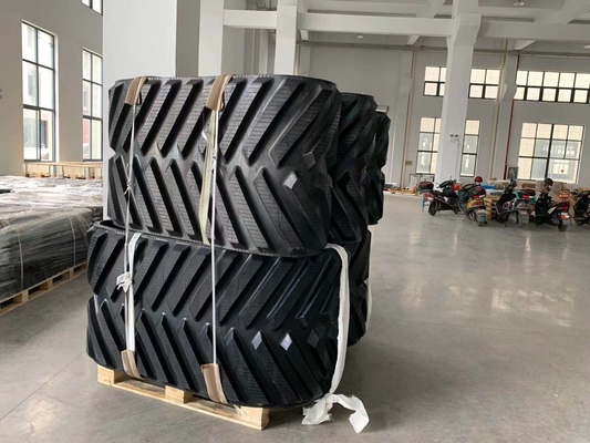 Случай STX Quadrac сельскохозяйственные резиновые решетки 762x152.4x42 Аксиальный потоковой комбинат New Holland CR CX резиновые решетки 762x152.4x44