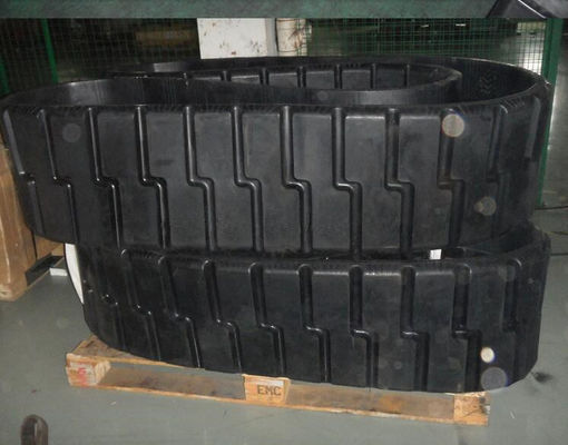 470x152.4x56 Гладкий или гравированный укладчик PF6110 Резиновые рельсы Части асфальтовых мостов с 52 ссылками